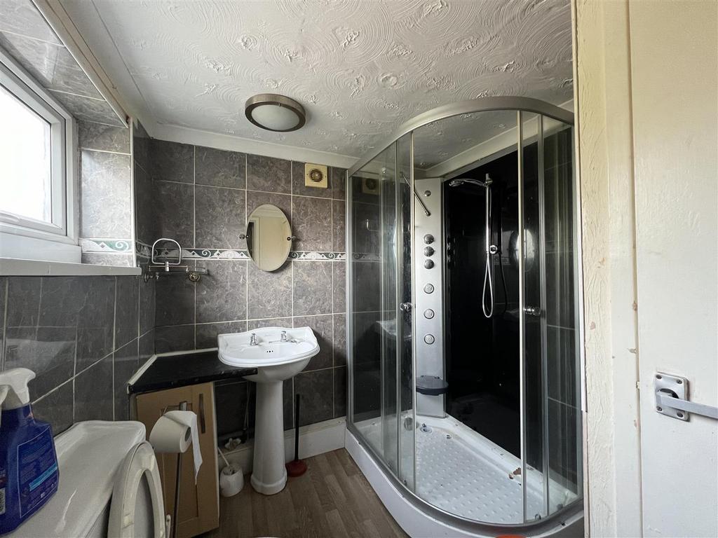 Flat 1 (4).jpg