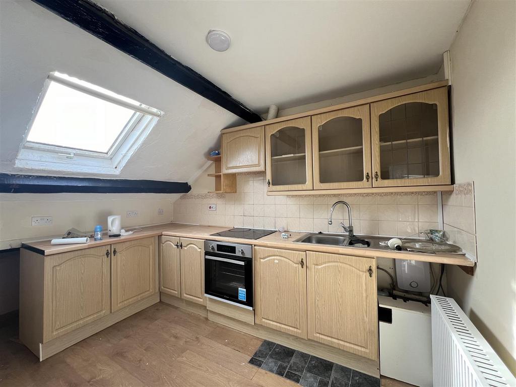 Flat 4 (4).jpg