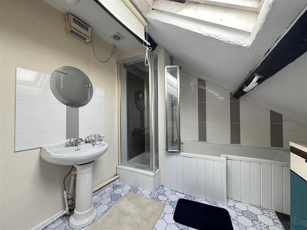 Flat 4 (3).jpg