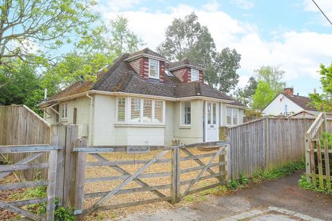 3 bedroom chalet for sale, Partridge Road, Brockenhurst, SO42