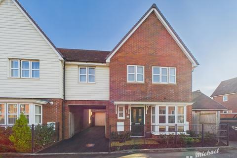 3 bedroom link detached house for sale, Damson Road, Berryfields, Aylesbury