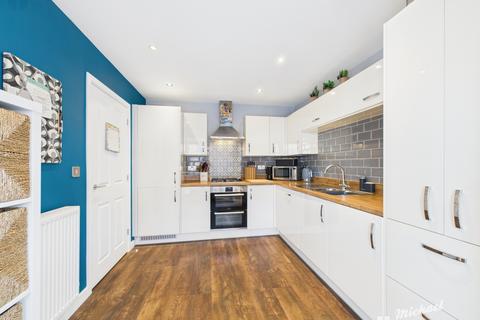 3 bedroom link detached house for sale, Damson Road, Berryfields, Aylesbury