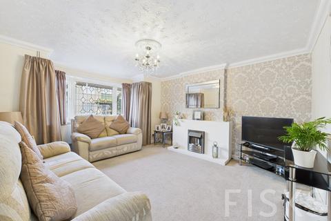 3 bedroom bungalow for sale, Northfalls Road, Canvey Island, SS8