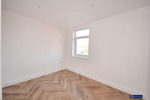 undefined, Ardleigh Green Road, Ardleigh Green, Hornchurch, RM11