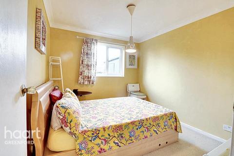 1 bedroom maisonette for sale, Concord Close, Northolt