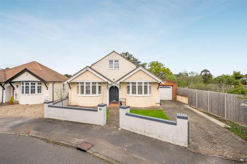 5 bedroom detached bungalow for sale, Cranbourne Avenue, Windsor