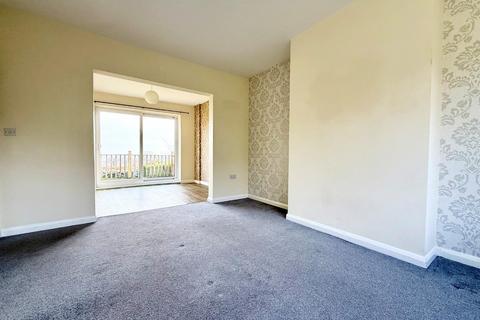 3 bedroom semi-detached house to rent, Nether Avenue, Grenoside, Sheffield