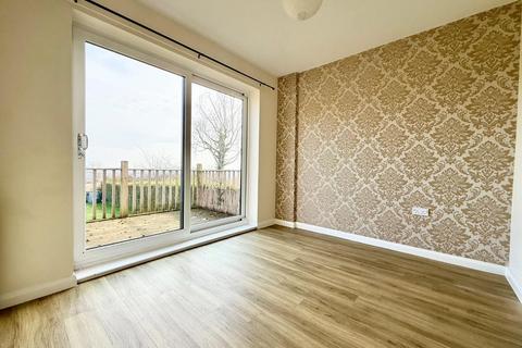 3 bedroom semi-detached house to rent, Nether Avenue, Grenoside, Sheffield