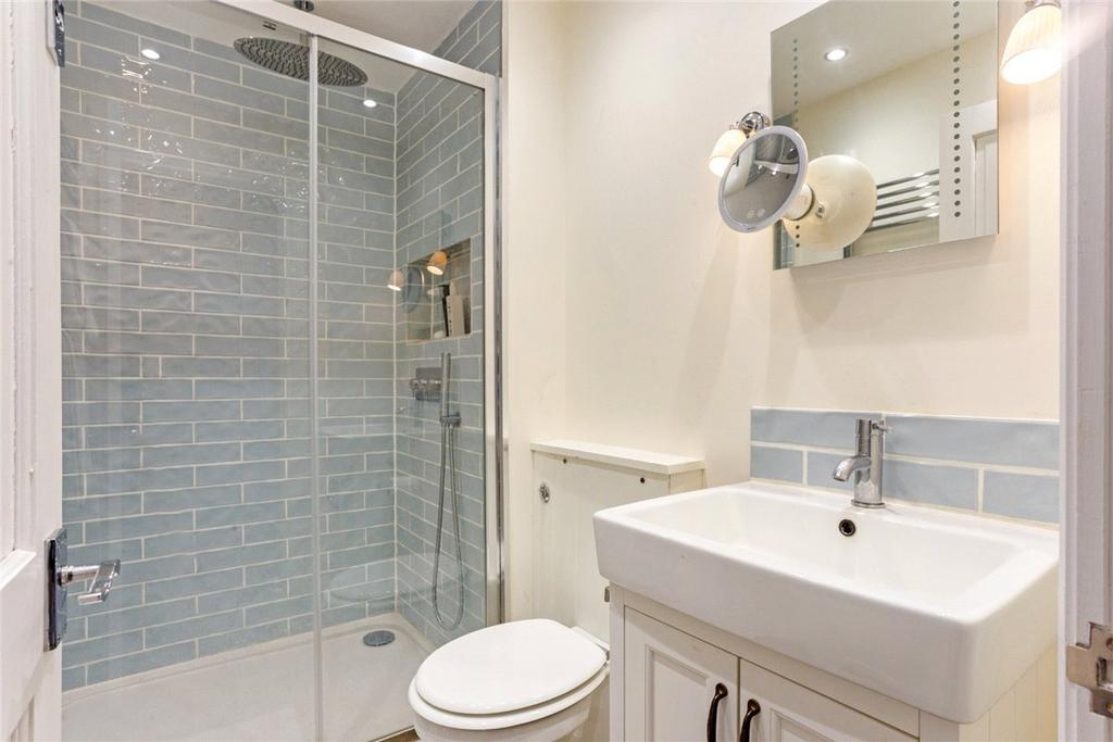 Main Ensuite