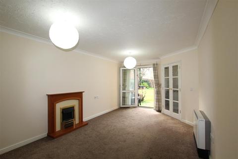 1 bedroom apartment for sale, Forge Court, Syston, Leicester