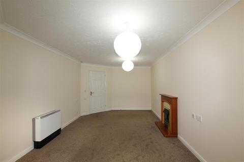 1 bedroom apartment for sale, Forge Court, Syston, Leicester