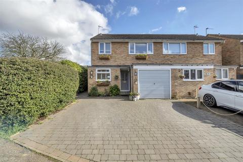 3 bedroom semi-detached house for sale, Raynham Road, Bury St. Edmunds