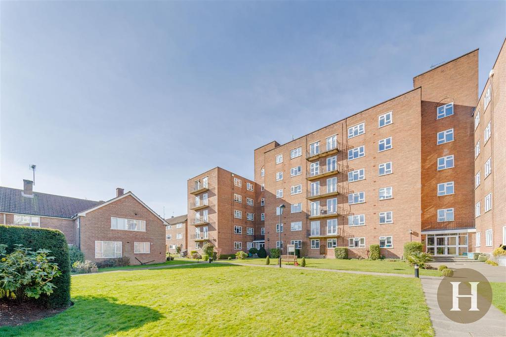 Hadleigh Estate Agents-23.jpg