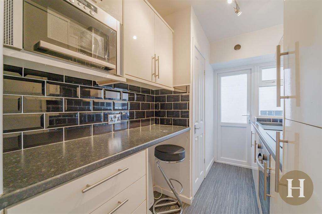 Hadleigh Estate Agents-5.jpg