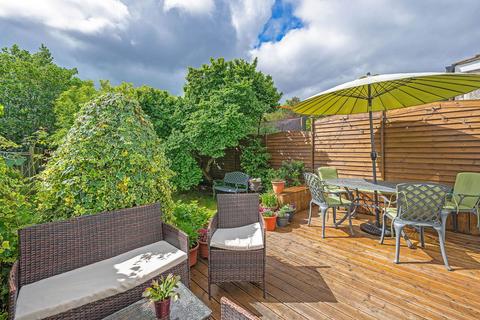 16 Broadlands Road, Bromley, BR1 5DE