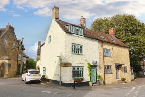 3 bedroom cottage for sale, High Street, Milborne Port, Sherborne