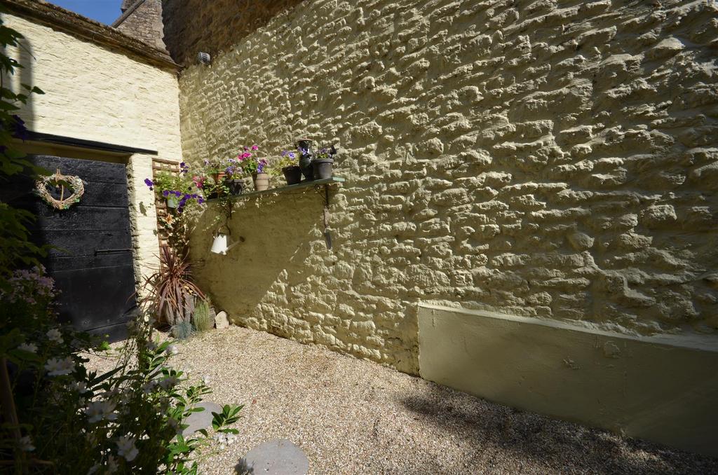Courtyard Garden