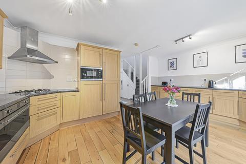 4 bedroom townhouse for sale, Hawtrey Road, London NW3