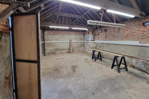 Industrial unit to rent, Margaretting