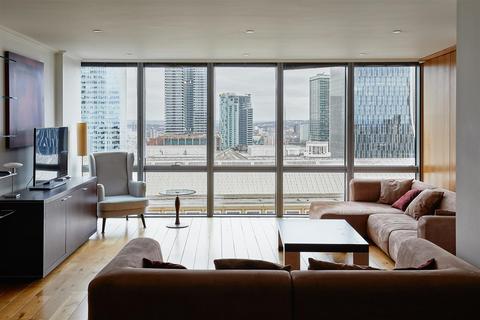 2 bedroom flat to rent, West India Quay, Docklands, E14