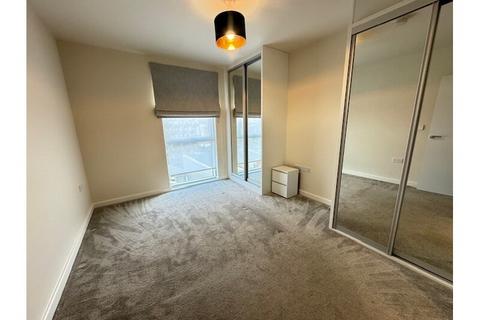 2 bedroom apartment to rent, Hargrave Drive, Harrow HA1