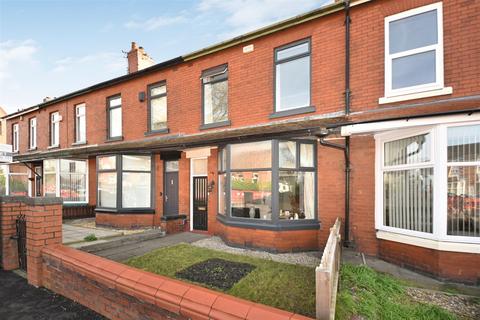 3 bedroom terraced house for sale, St. Helens Road, Leigh