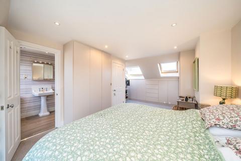 3 bedroom house to rent, Colwith Road, London W6