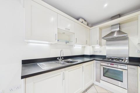 2 bedroom apartment for sale, St. Bartholomews Close, Chichester