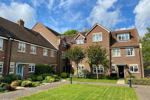 2 bedroom apartment for sale, St. Bartholomews Close, Chichester