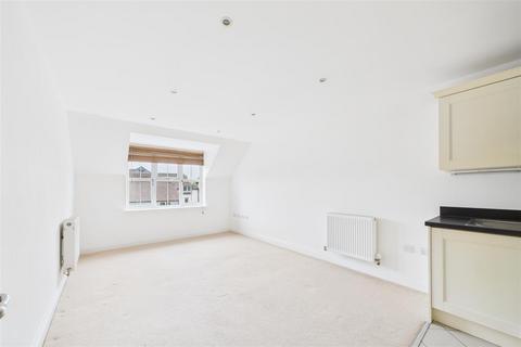 2 bedroom apartment for sale, St. Bartholomews Close, Chichester