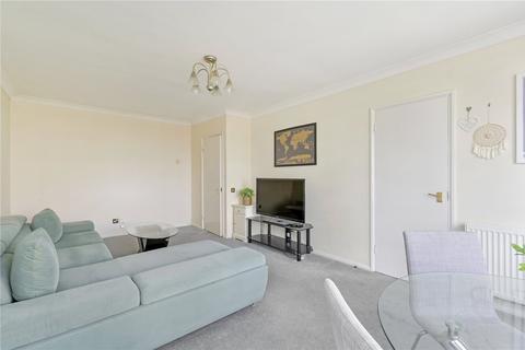 360 The Water Gardens, London, W2 2DJ