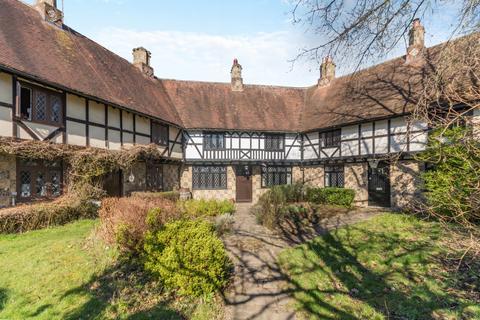 3 bedroom terraced house for sale, Bois Lane, Amersham