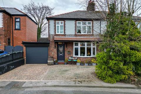 3 bedroom semi-detached house for sale, Waldon Road, Macclesfield SK11