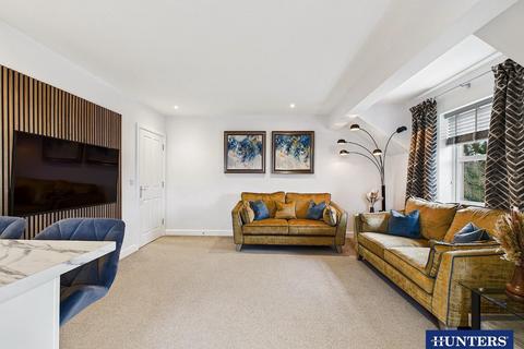 12 Haydock Drive, Carlisle, CA2 4QY