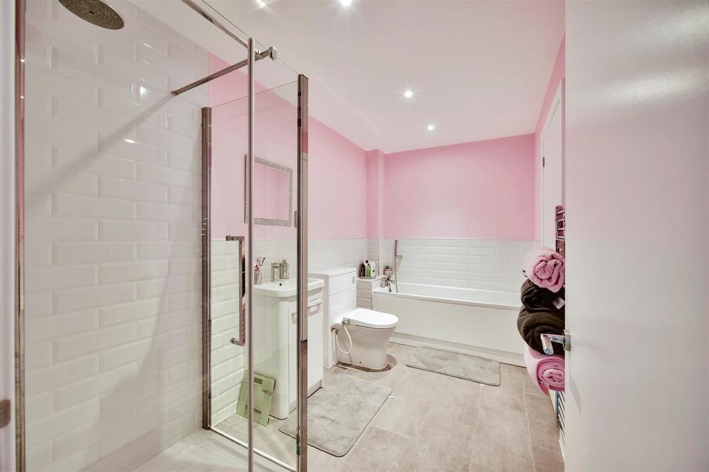Ensuite