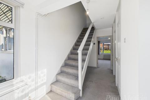 125 Brierley, New Addington, Croydon, CR0 9DR