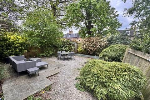 1 bedroom flat for sale, Tierney Road, London
