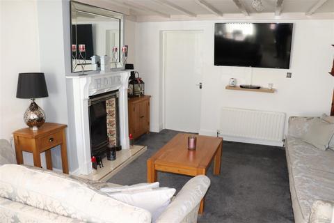 3 bedroom cottage for sale, Main Street, Stonnall