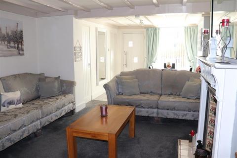 3 bedroom cottage for sale, Main Street, Stonnall