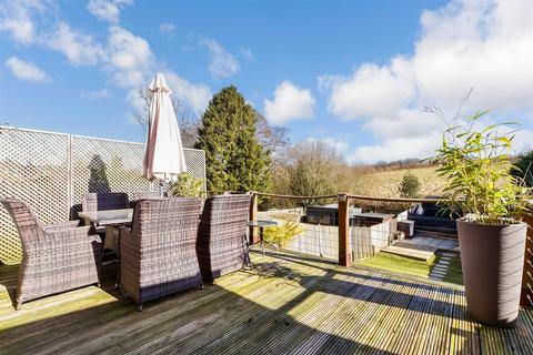 16 Withypitts, Turners Hill, Crawley, RH10 4PJ