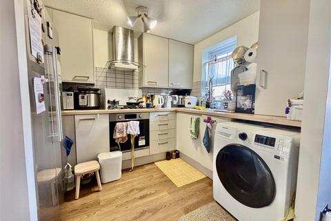 2 bedroom end of terrace house for sale, Tennyson Way, Killay, Swansea