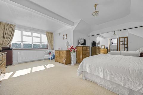 3 bedroom bungalow for sale, Abbotsbury Road, Hayes, Kent, BR2