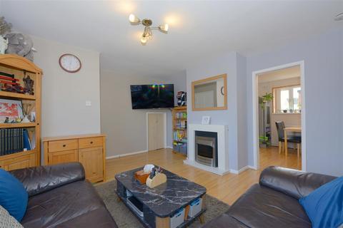 3 bedroom terraced house for sale, Allerton Road, Sundorne, Shrewsbury