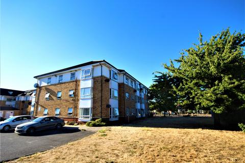 2 bedroom apartment to rent, Goresbrook Road, Dagenham, RM9