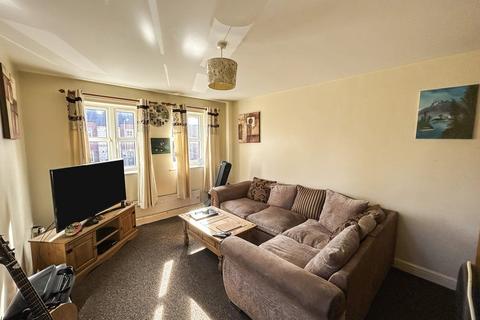 2 bedroom flat for sale, Elder Grove, Wolverhampton, WV11 1