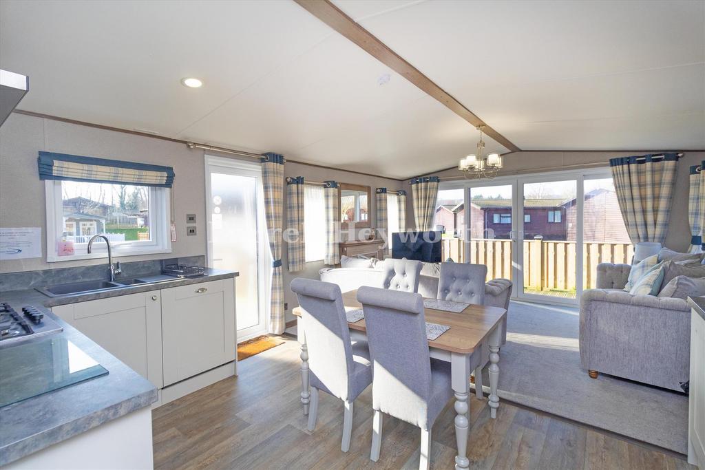 Open plan Living 3