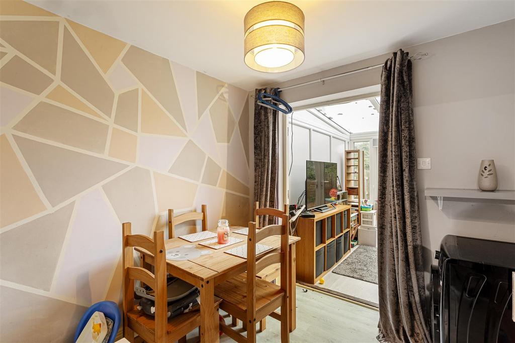 Bedroom / reception room