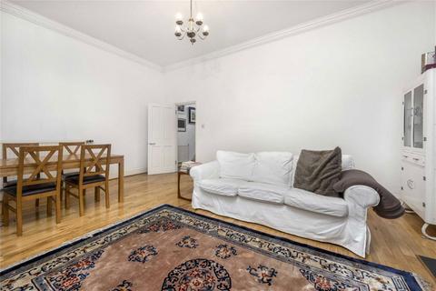 3 bedroom flat for sale, Granville Square, London WC1X