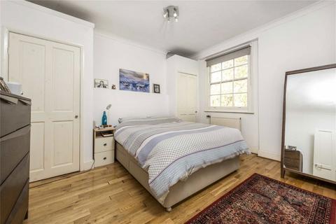 3 bedroom flat for sale, Granville Square, London WC1X