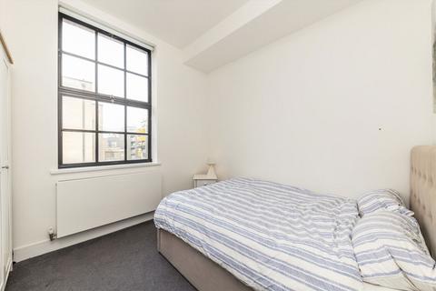 2 bedroom flat to rent, Spa Road, London SE16